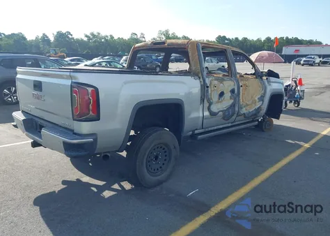 2017 GMC Sierra K1500 Denali z USA, uszkodzony, nr VIN 3GTU2PEJ5HG482171